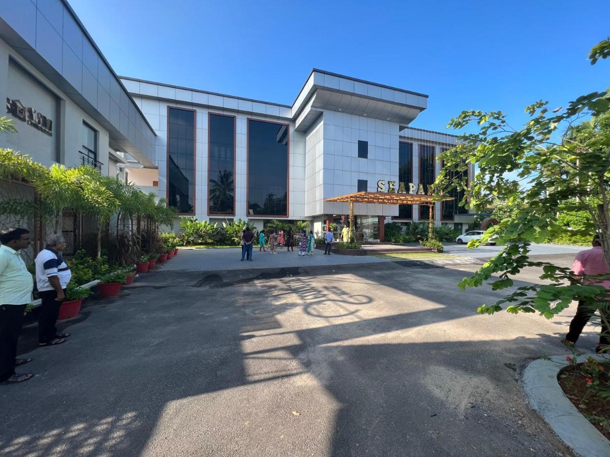 Hotel Seapark 콜람 외부 사진
